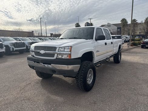 Used 2004 Chevrolet Silverado 2500 LS image 1