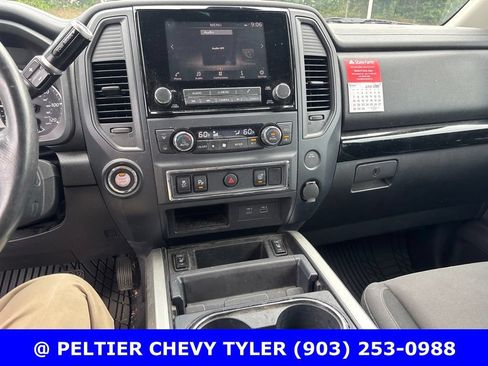 Used 2023 Nissan Titan SV w/ SV Convenience Package RWD image 15