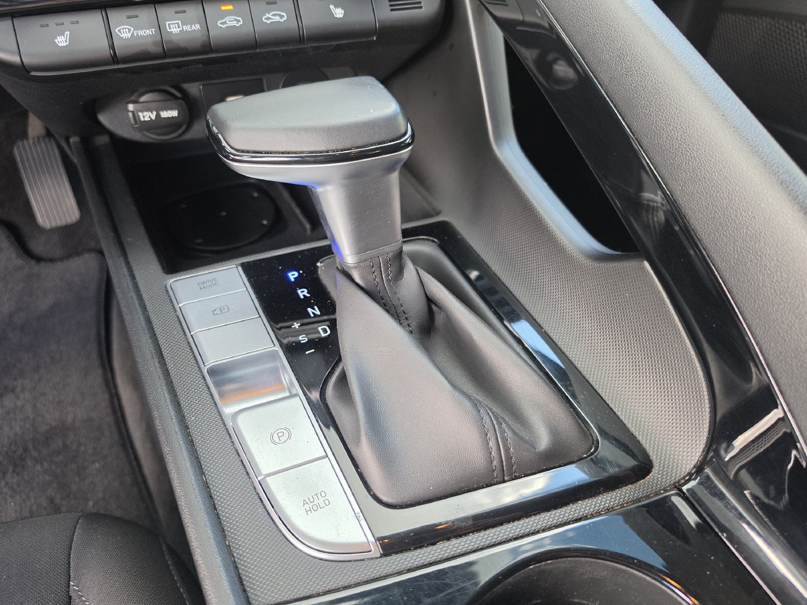 Used 2024 Hyundai Elantra SEL w/ Convenience Package FWD image 31
