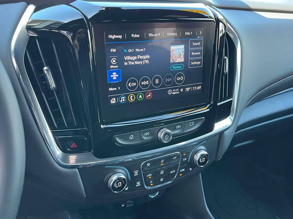 Used 2023 Chevrolet Traverse RS w/ LPO, Floor Liner Package AWD/4WD image 34