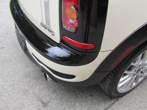 Used 2010 MINI Cooper Clubman S image 18