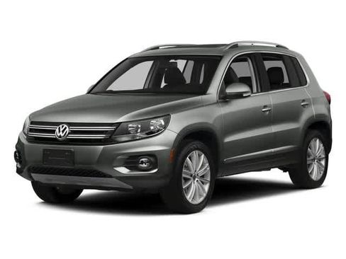 Used 2016 Volkswagen Tiguan SE FWD image 1
