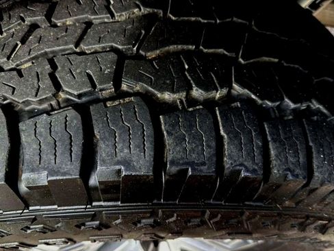 Used 2017 Ford F150 Raptor w/ Equipment Group 801A Mid image 24