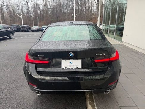 Certified 2023 BMW 330i xDrive Sedan w/ Convenience Package image 8