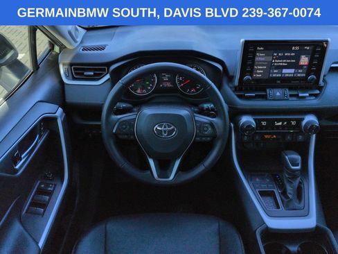 Used 2021 Toyota RAV4 XLE Premium FWD image 18