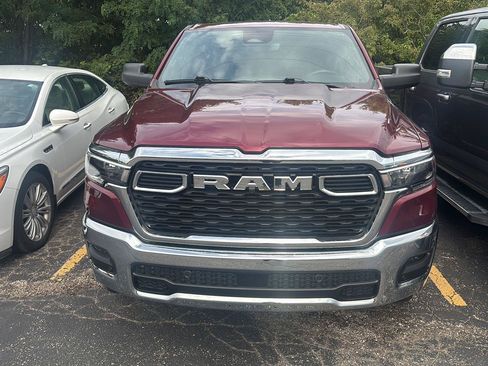 Used 2025 RAM 1500 Big Horn AWD/4WD image 3