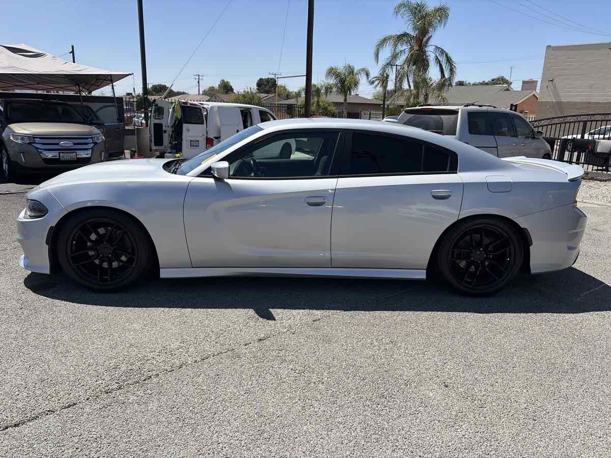 Used 2020 Dodge Charger R/T RWD image 2