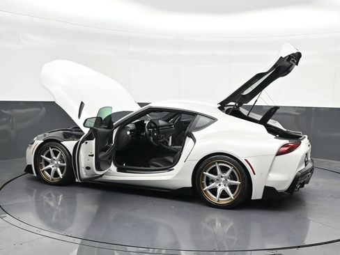Used 2021 Toyota Supra w/ Safety & Technology Package RWD image 34