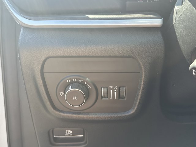 New 2026 Jeep Grand Cherokee Limited AWD/4WD image 25