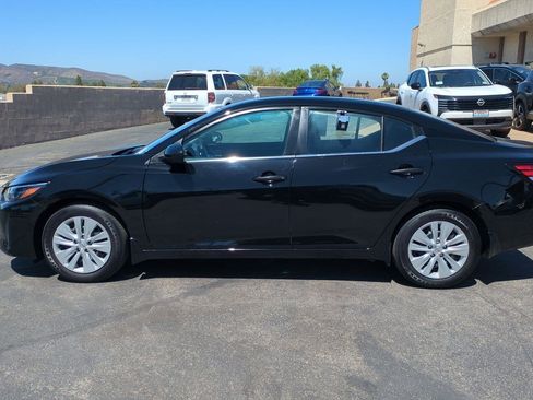 Certified 2024 Nissan Sentra S FWD image 9