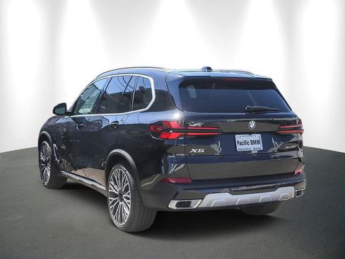Used 2026 BMW X5 xDrive40i AWD/4WD image 4