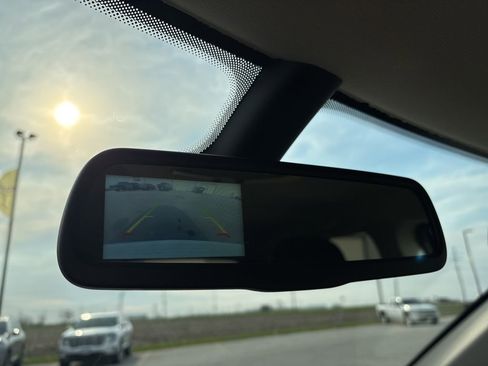 Used 2020 Dodge Journey SE w/ Blacktop Package image 34