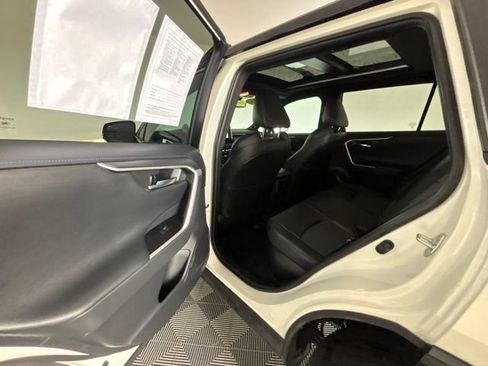 Used 2021 Toyota RAV4 XSE AWD/4WD image 22