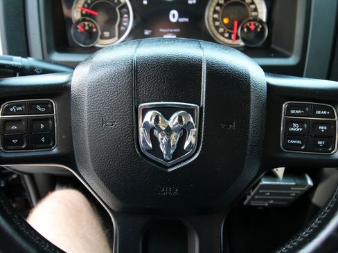 Used 2016 RAM 1500 Big Horn AWD/4WD image 26