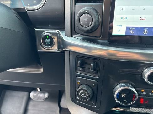 Used 2021 Ford F150 Lariat w/ Equipment Group 501A Mid image 33