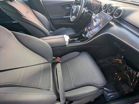 Certified 2025 Mercedes-Benz C 300 Sedan image 21