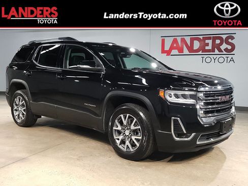 Used 2023 GMC Acadia SLT FWD image 1