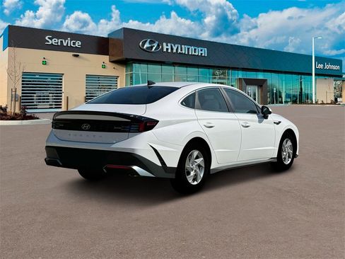 New 2025 Hyundai Sonata SE image 7