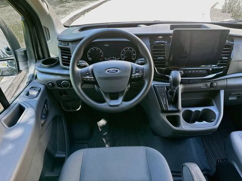 Certified 2025 Ford Transit 350 XLT AWD/4WD image 28
