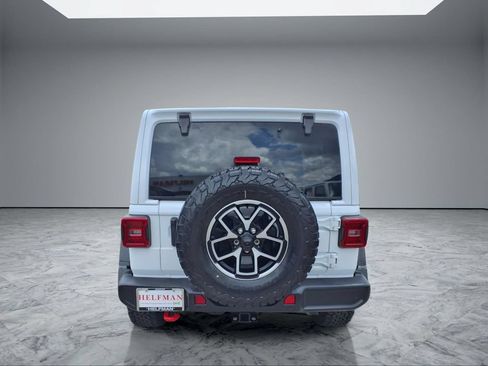 Used 2024 Jeep Wrangler Unlimited Rubicon w/ Technology Group AWD/4WD image 6