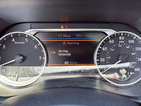 Certified 2024 Nissan Sentra SV w/ SV Premium Package FWD image 8
