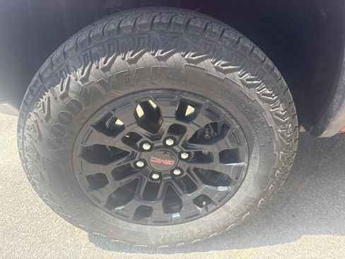New 2026 GMC Canyon Elevation RWD image 9