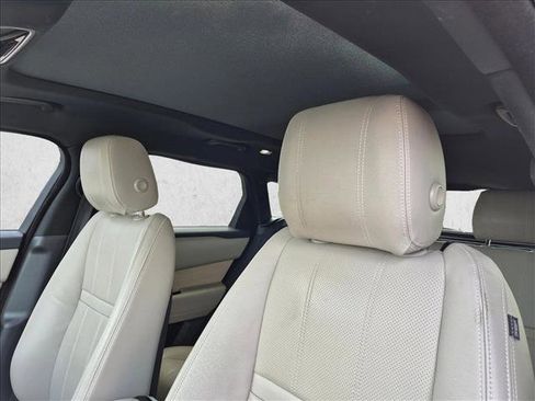 Used 2019 Land Rover Range Rover Velar R-Dynamic SE AWD/4WD image 14