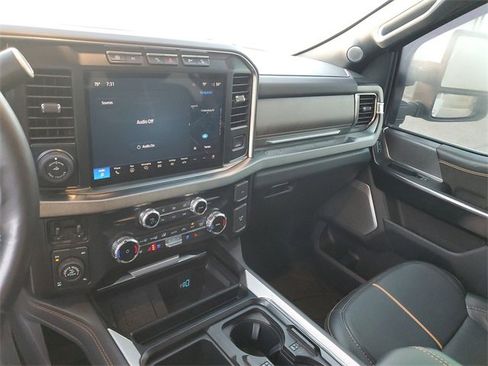 Used 2023 Ford F250 Platinum w/ Tremor Off-Road Package image 27
