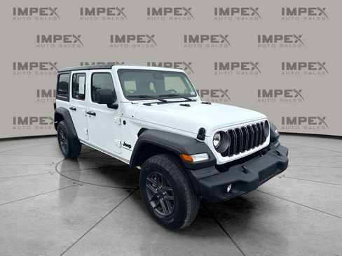 Used 2025 Jeep Wrangler Unlimited Sport AWD/4WD image 7
