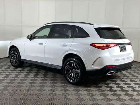 New 2026 Mercedes-Benz GLC 300 4MATIC image 3