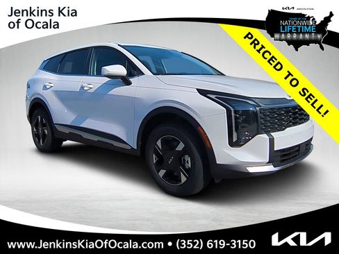 New 2026 Kia Sportage LX image 1