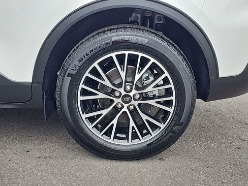 Used 2025 Ford Escape SE image 37