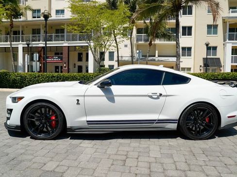 Used 2020 Ford Mustang Shelby GT500 w/ Technology Package image 15