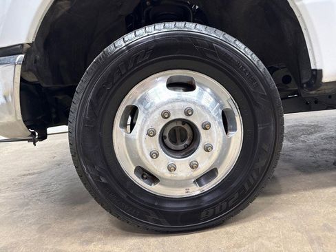 Used 2022 Ford F350 XL w/ STX Appearance Package AWD/4WD image 37