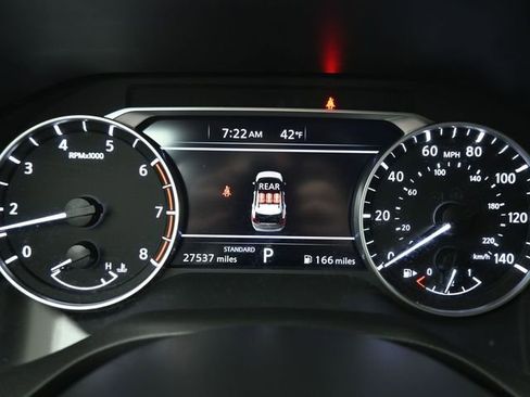 Used 2024 Nissan Rogue SV image 14