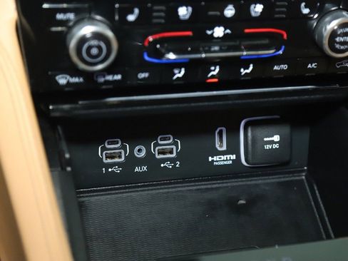 Used 2024 Jeep Grand Cherokee Summit AWD/4WD image 27