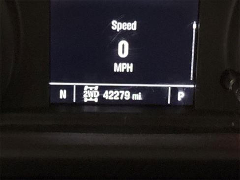 Used 2024 Chevrolet Silverado 1500 Custom image 12