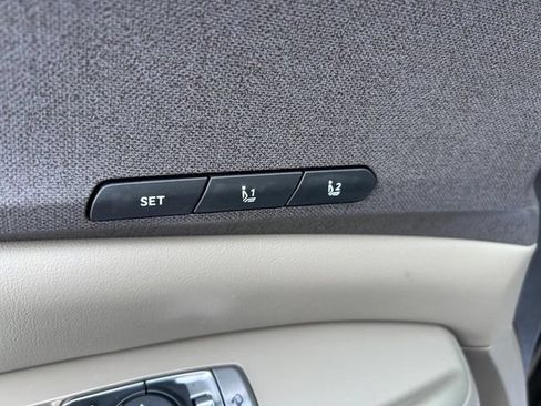New 2026 Kia Carnival EX FWD image 19