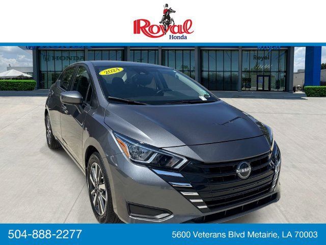 Used 2024 Nissan Versa SV w/ Trunk Package FWD image 1