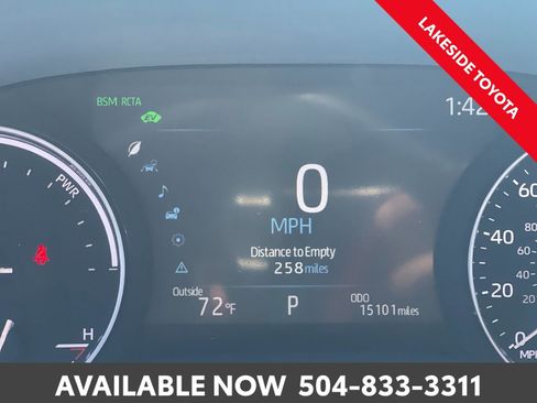 Used 2021 Toyota Avalon XLE w/ Moonroof Package image 38