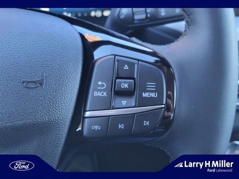 New 2024 Ford Escape SE w/ PHEV Premium Package image 33