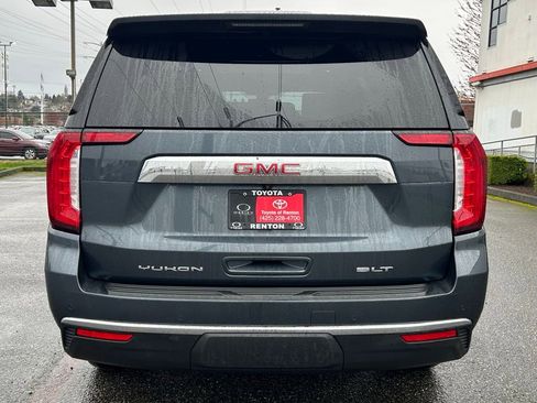 Used 2021 GMC Yukon SLT w/ SLT Premium Package image 6