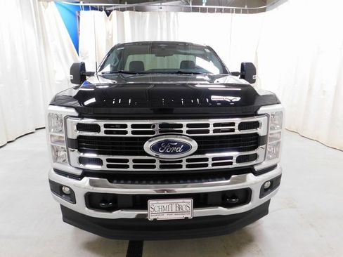 New 2026 Ford F350 XLT w/ FX4 Off-Road Package image 4