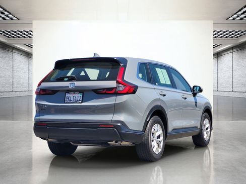 Used 2024 Honda CR-V LX image 6