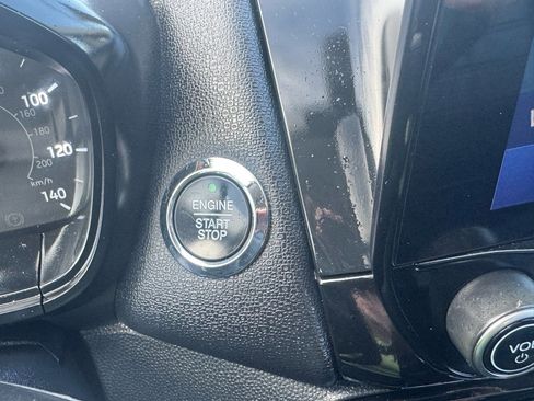 Used 2020 Ford EcoSport Titanium image 46