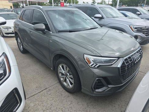 Certified 2023 Audi Q3 2.0T Premium Plus w/ Premium Plus Package AWD/4WD image 3