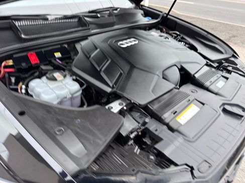 Used 2019 Audi Q8 Premium w/ Convenience Package image 40