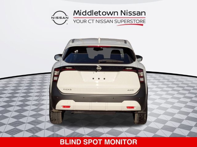 Certified 2025 Nissan Kicks SV AWD/4WD image 5