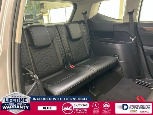 Used 2025 Volkswagen Atlas SE AWD/4WD image 27