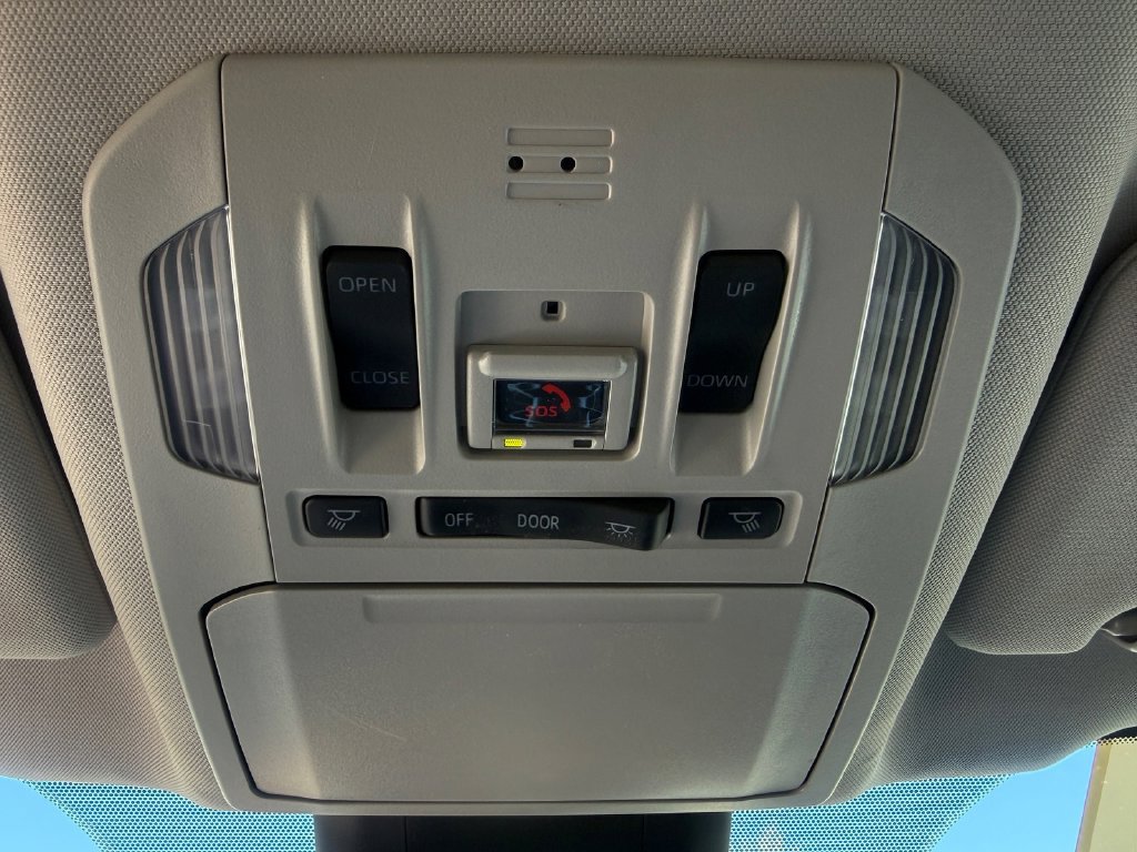 Certified 2022 Toyota Highlander XLE AWD/4WD image 47